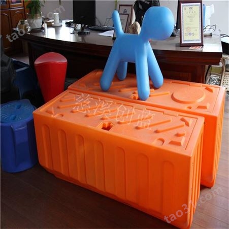 塑料体能箱 机械工具箱 滚塑异形容器 创蓝加工定制
