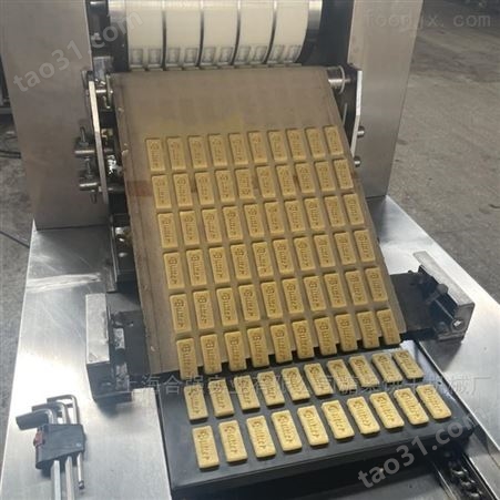 小型棍印饼干机 托盘粗粮饼干成形设备 32盘桃酥饼干烘烤设备 上海合强工厂价