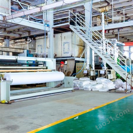 济南成东机械生产熔喷无纺布的厂家 批发  透气性好