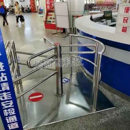 深圳超市半高单向门 十字手动单限转臂道闸 外贸出口立柱单项转闸