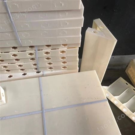 防撞墙模板 房屋建筑工程 塑料模板出租 耐腐蚀 现浇成型 1*1.5米